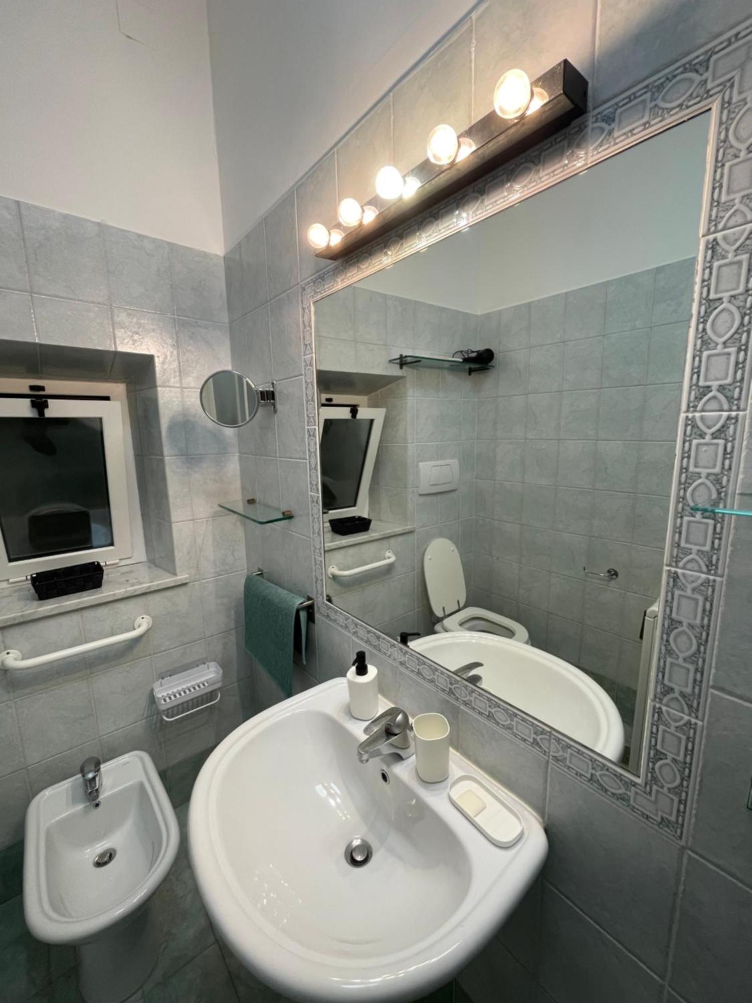 Aurelia G House Rom